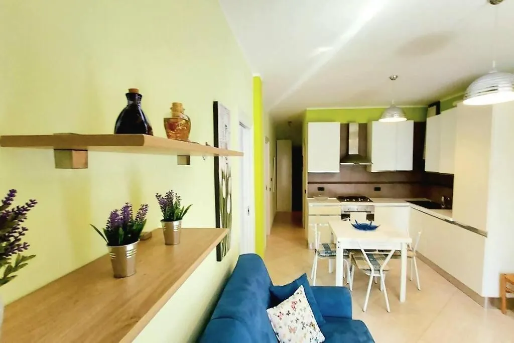 Colors Pool Apartment Bardolino 0*,